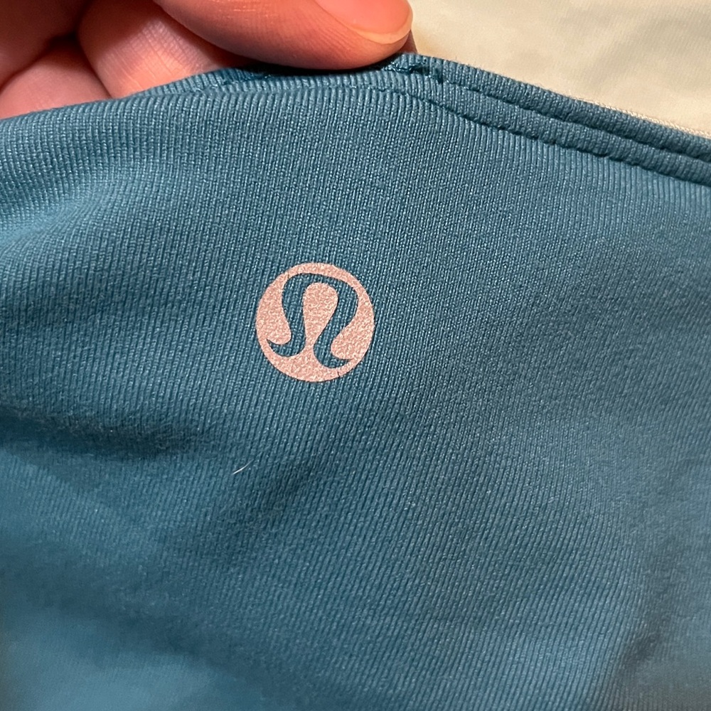 lululemon athletica Blue Floral Tank Top - Picture 3 of 4
